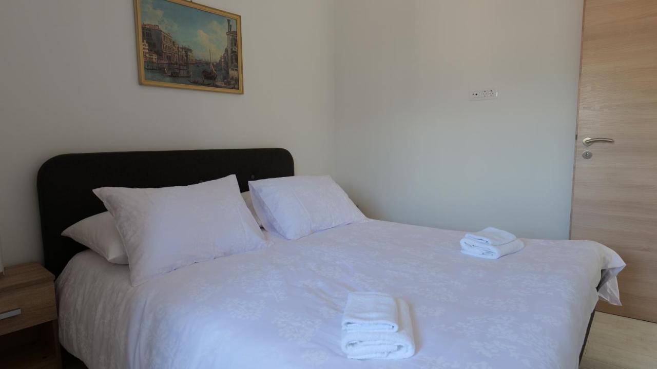 Apartmani Miki Spalato Esterno foto